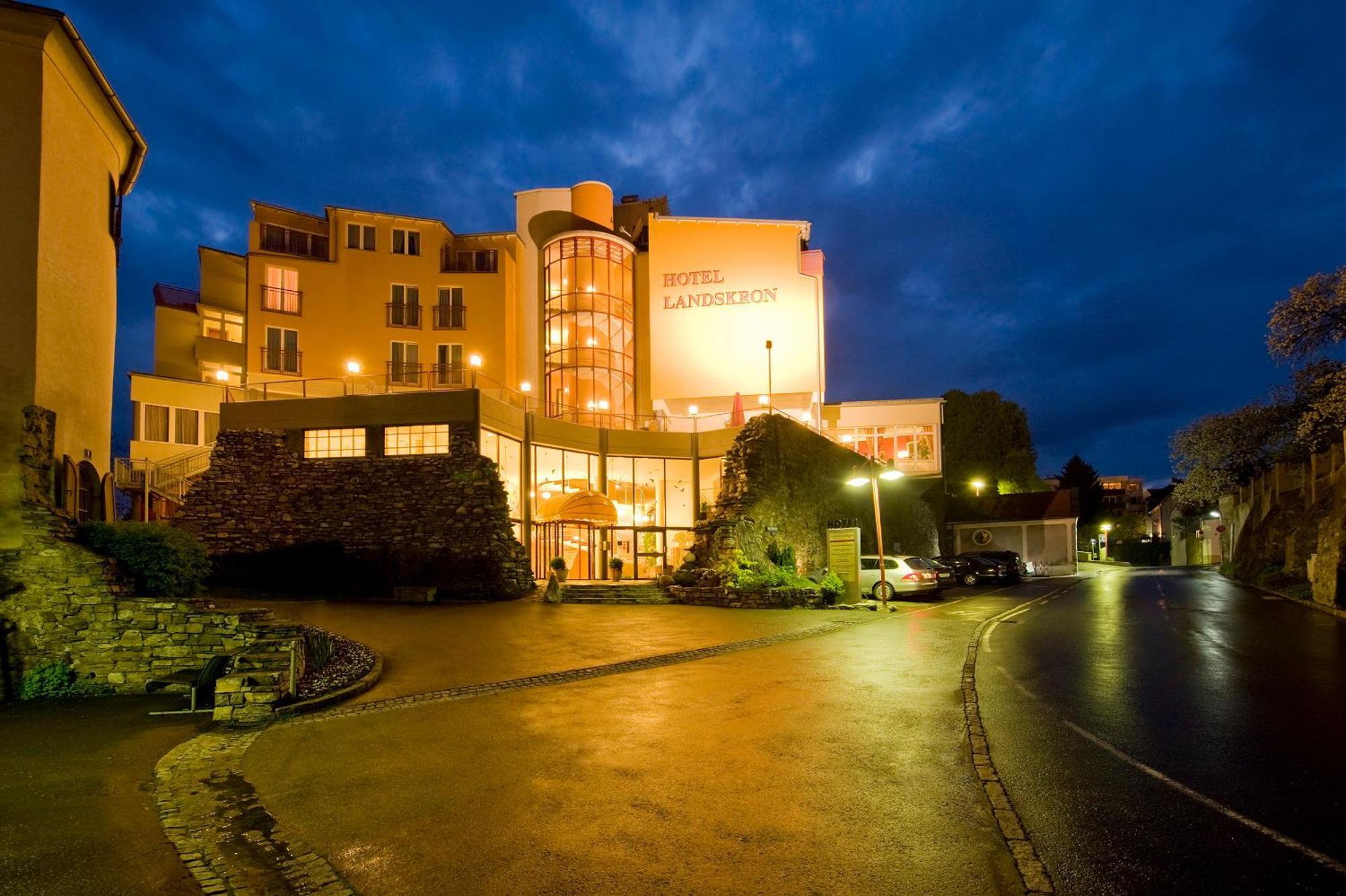 Hotel Landskron بروك أن دير مور المظهر الخارجي الصورة