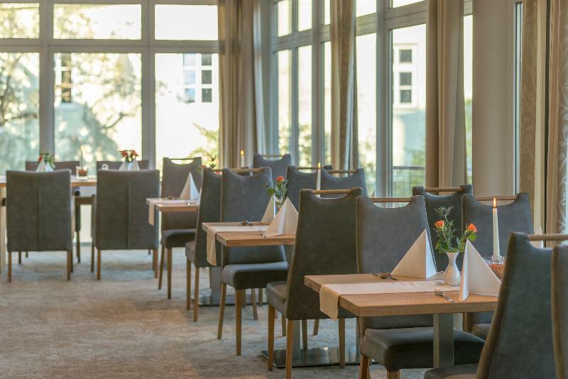 Hotel Landskron بروك أن دير مور المظهر الخارجي الصورة